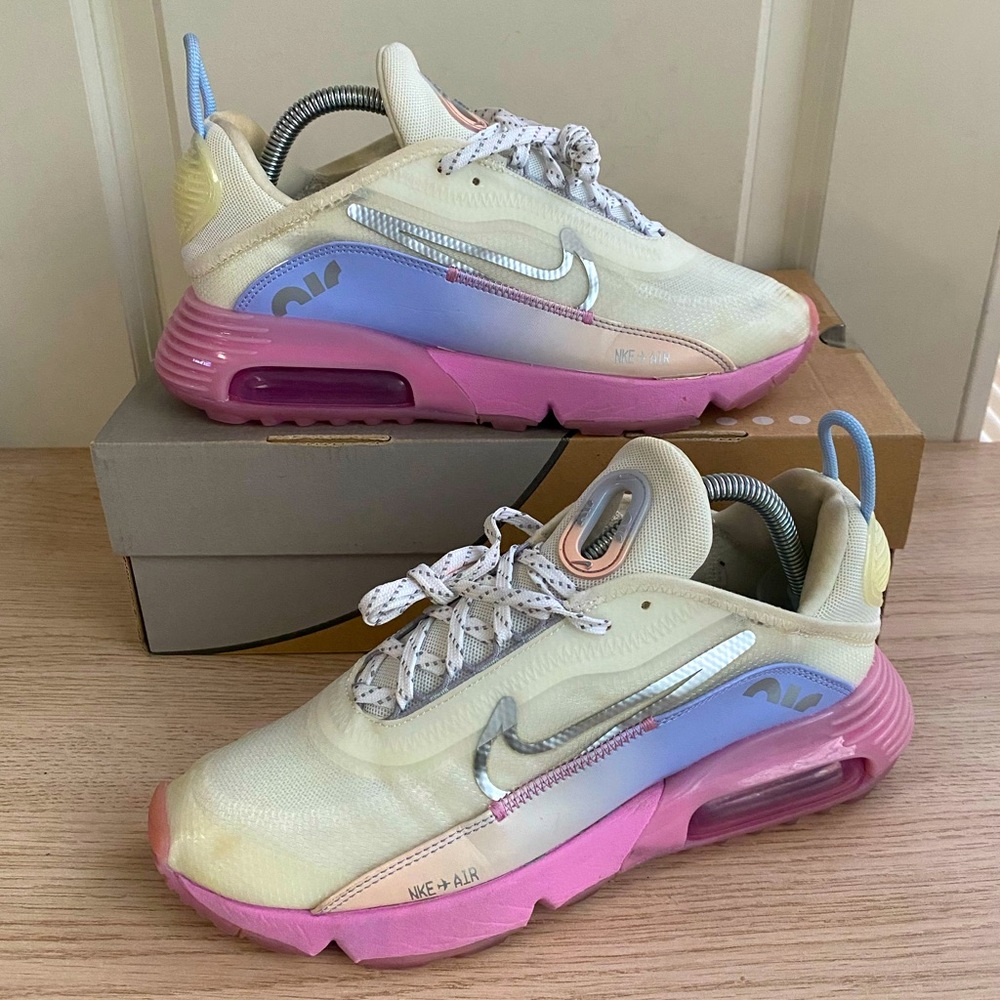 Nike Air Max 2090 'White Beyond Pink Gradient' Women Sneakers - SZ 8.5